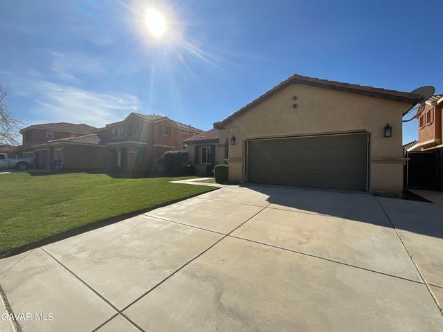 6126 W Avenue K1, Lancaster, CA 93536