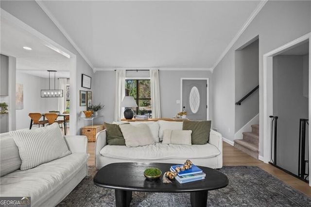 3065 Sumit Wood Drive NW, Kennesaw, GA 30152