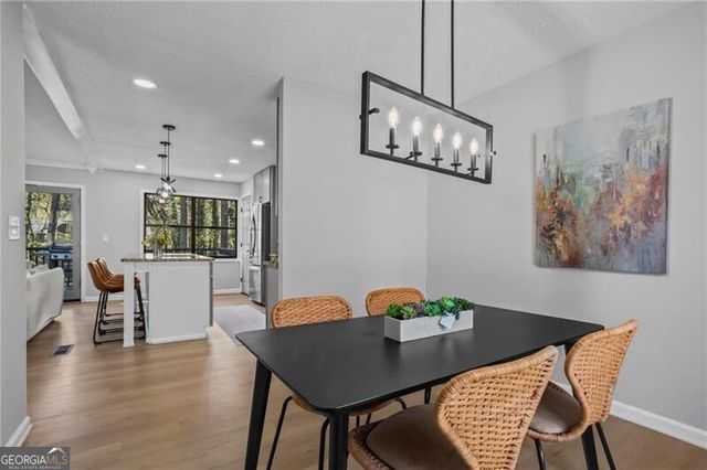 3065 Sumit Wood Drive NW, Kennesaw, GA 30152