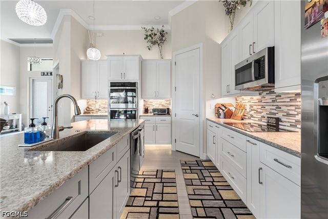 1715 NW 42nd PL, Cape Coral, FL 33993