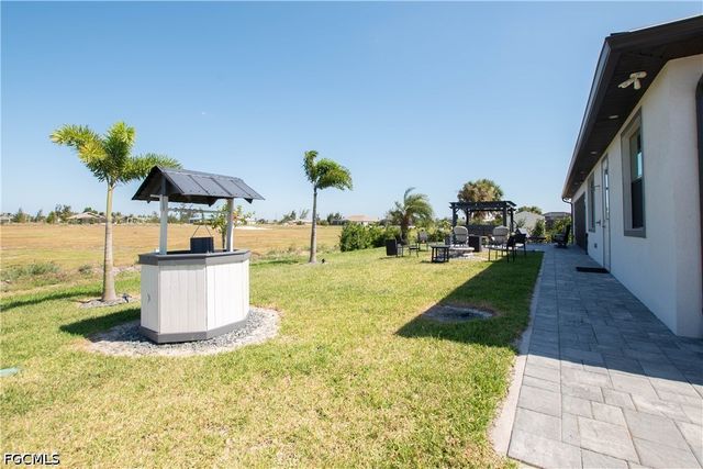 1715 NW 42nd PL, Cape Coral, FL 33993