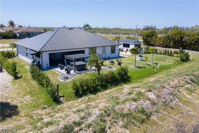 1715 NW 42nd PL, Cape Coral, FL 33993