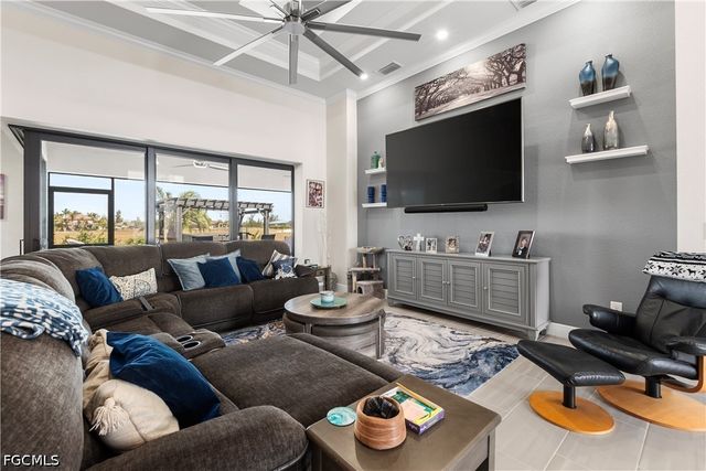 1715 NW 42nd PL, Cape Coral, FL 33993