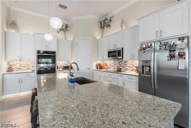 1715 NW 42nd PL, Cape Coral, FL 33993