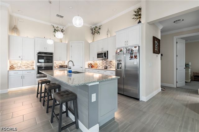 1715 NW 42nd PL, Cape Coral, FL 33993