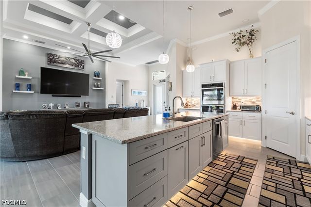 1715 NW 42nd PL, Cape Coral, FL 33993