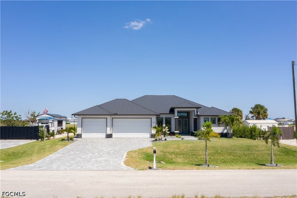 1715 NW 42nd PL, Cape Coral, FL 33993