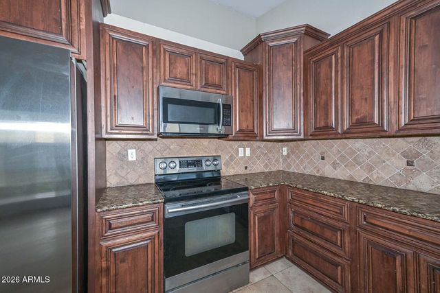 14 E PIUTE Avenue, Phoenix, AZ 85024