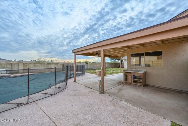 14 E PIUTE Avenue, Phoenix, AZ 85024