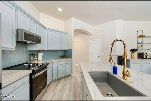 26711 N 24th Avenue, Phoenix, AZ 85085