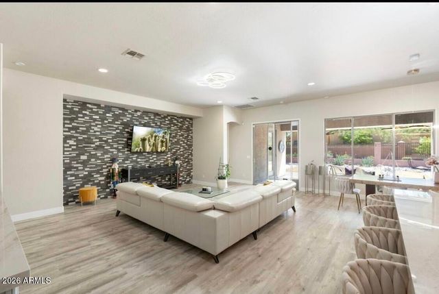 26711 N 24th Avenue, Phoenix, AZ 85085