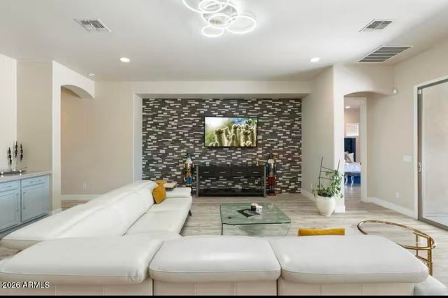 26711 N 24th Avenue, Phoenix, AZ 85085