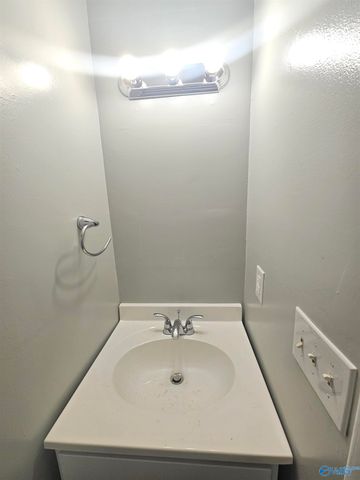 2225 Golf Road 107, Huntsville, AL 35802