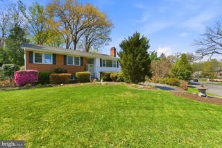 6535 OLD CHESTERBROOK RD, Mclean, VA 22101