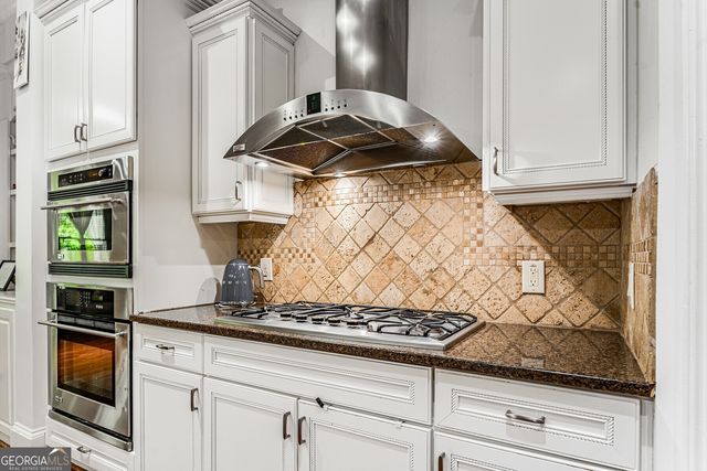 395 Laurent Street NW 6, Atlanta, GA 30318