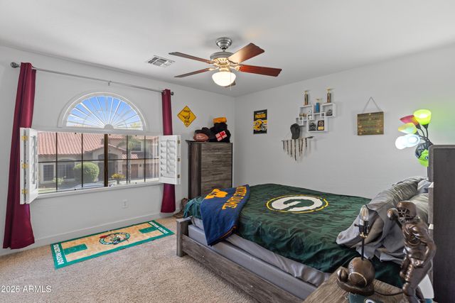 1694 E MEAD Drive, Chandler, AZ 85249