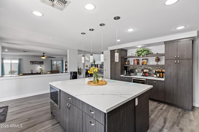 1694 E MEAD Drive, Chandler, AZ 85249