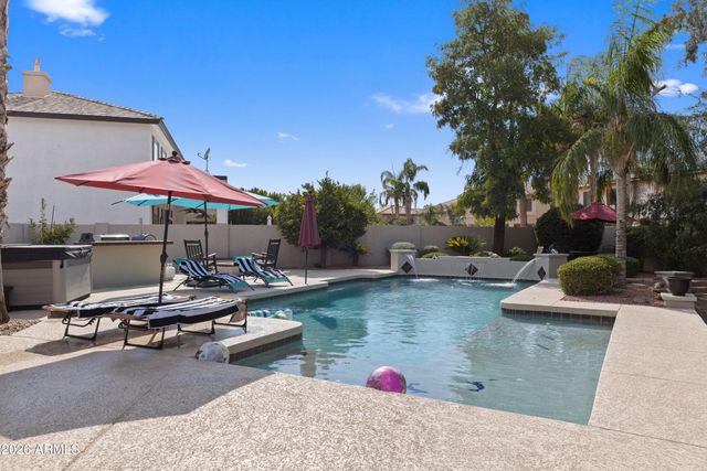 1694 E MEAD Drive, Chandler, AZ 85249
