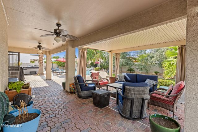1694 E MEAD Drive, Chandler, AZ 85249