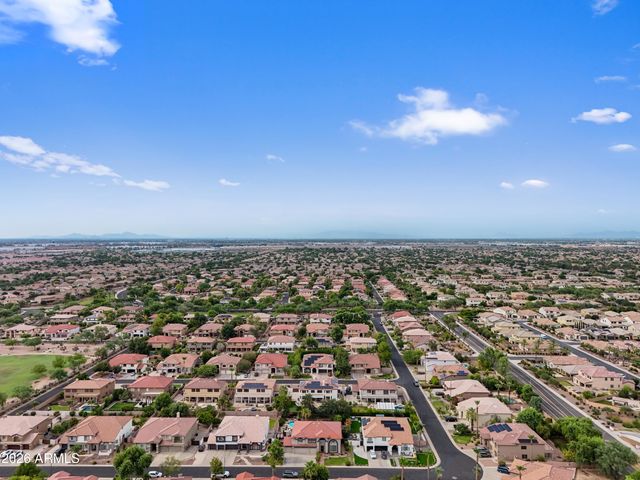1694 E MEAD Drive, Chandler, AZ 85249