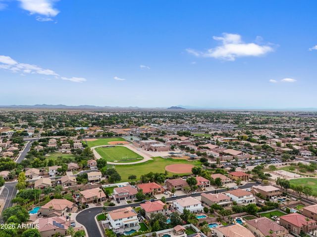 1694 E MEAD Drive, Chandler, AZ 85249