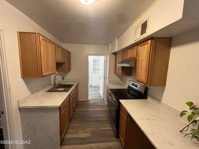 321 E Jacinto Street, Tucson, AZ 85705