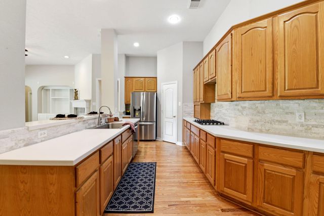 10965 Lake Forest Drive, Conroe, TX 77384