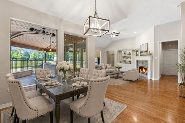 10965 Lake Forest Drive, Conroe, TX 77384