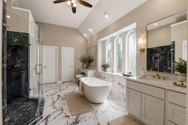 10965 Lake Forest Drive, Conroe, TX 77384