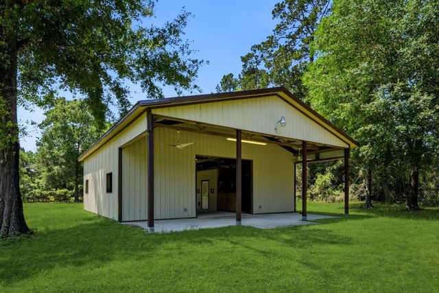 10965 Lake Forest Drive, Conroe, TX 77384