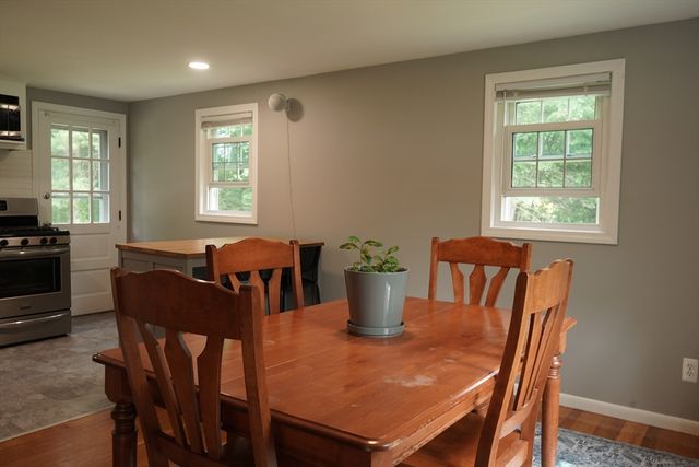 295 Oak St, Halifax, MA 02338
