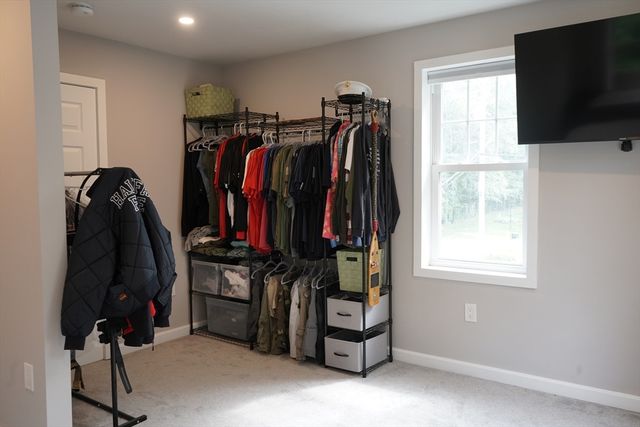 295 Oak St, Halifax, MA 02338