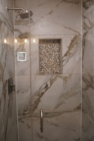 295 Oak St, Halifax, MA 02338