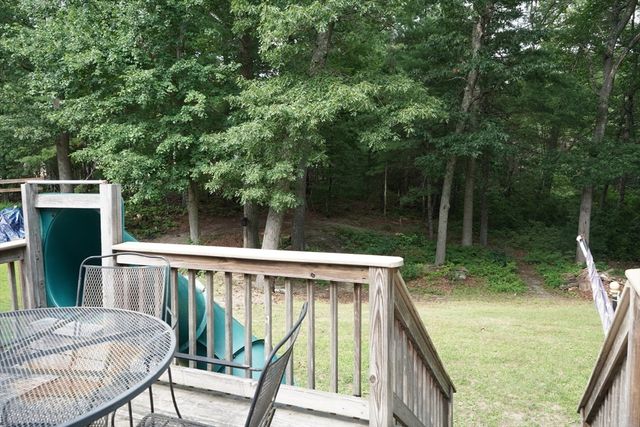 295 Oak St, Halifax, MA 02338