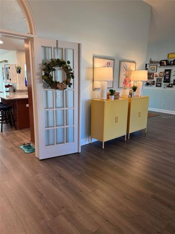 1407 QUEENSBURY AVENUE, Valrico, FL 33596