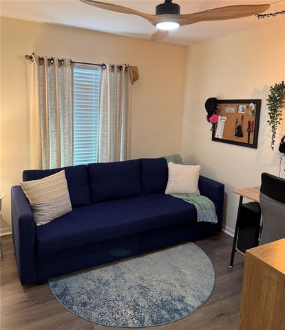 1407 QUEENSBURY AVENUE, Valrico, FL 33596