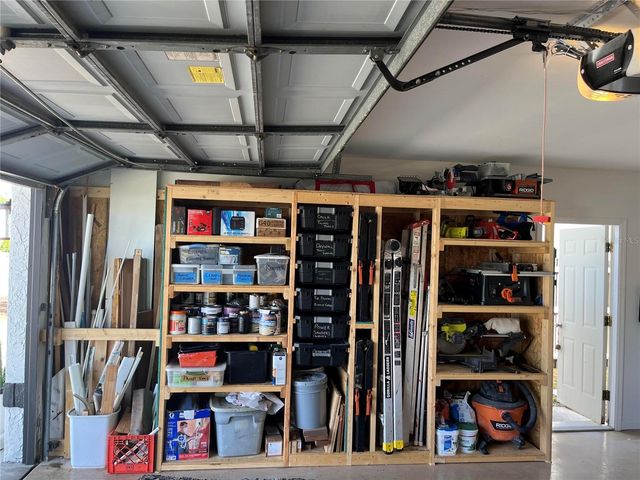 1407 QUEENSBURY AVENUE, Valrico, FL 33596