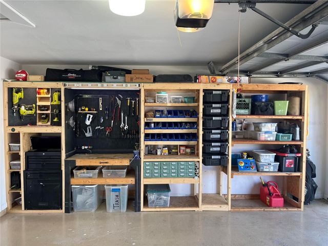 1407 QUEENSBURY AVENUE, Valrico, FL 33596