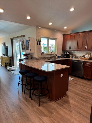 1407 QUEENSBURY AVENUE, Valrico, FL 33596