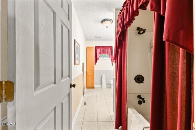 456 Brentwood Private Drive, Bristol, TN 37620