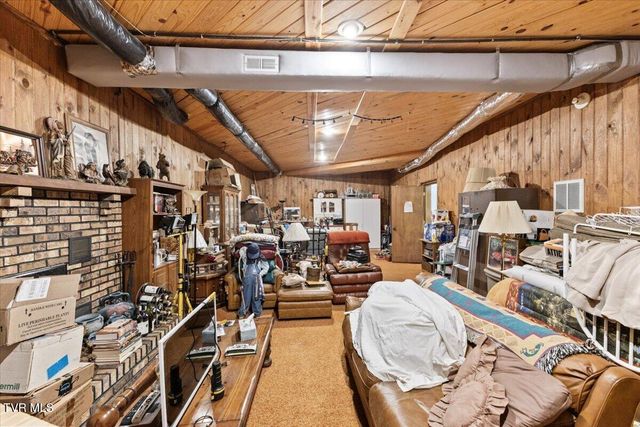 456 Brentwood Private Drive, Bristol, TN 37620