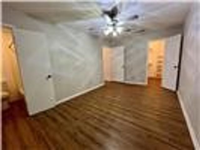 209 N Jarvis Lane, Azle, TX 76020