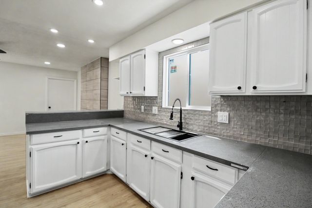 6325 Christy Avenue NE, Albuquerque, NM 87109