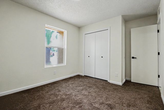 6325 Christy Avenue NE, Albuquerque, NM 87109