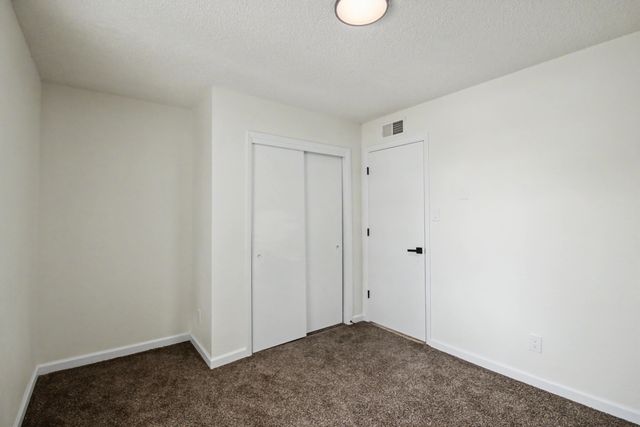 6325 Christy Avenue NE, Albuquerque, NM 87109