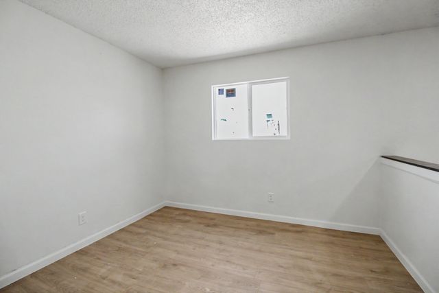 6325 Christy Avenue NE, Albuquerque, NM 87109