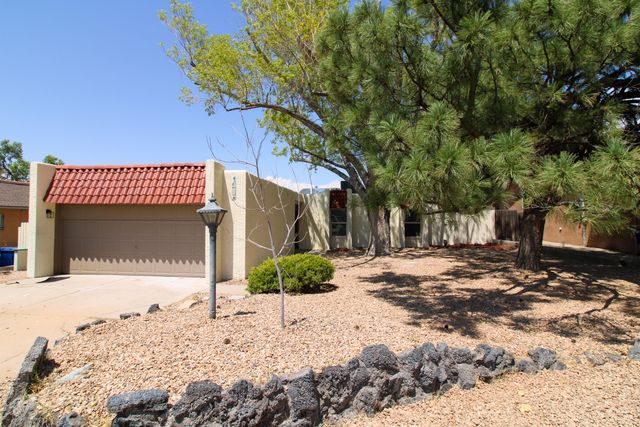6325 Christy Avenue NE, Albuquerque, NM 87109