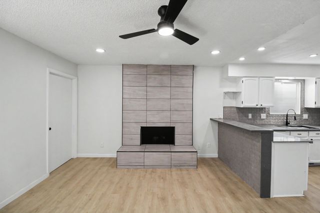 6325 Christy Avenue NE, Albuquerque, NM 87109