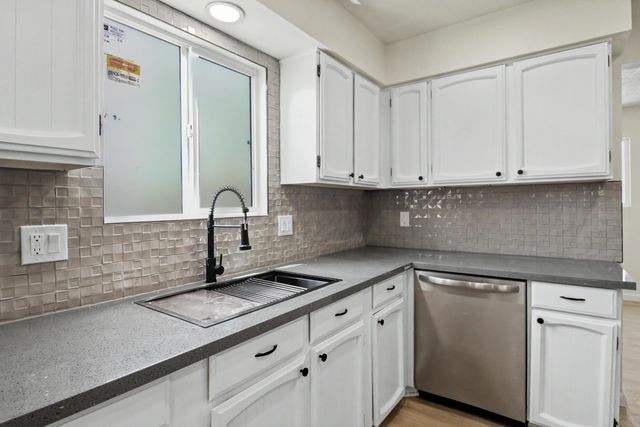 6325 Christy Avenue NE, Albuquerque, NM 87109