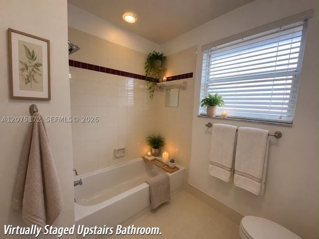 5116 NW 57th Ter, Coral Springs, FL 33067